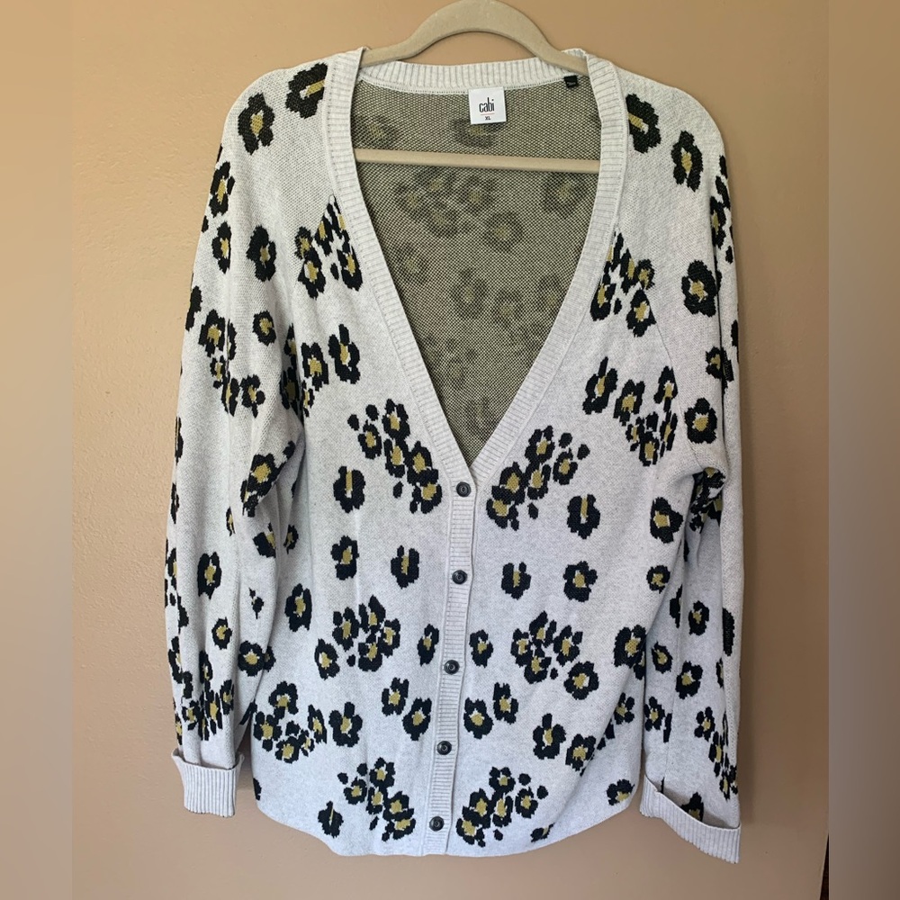 Cabi women’s leopard print Kiki cardigan size XL